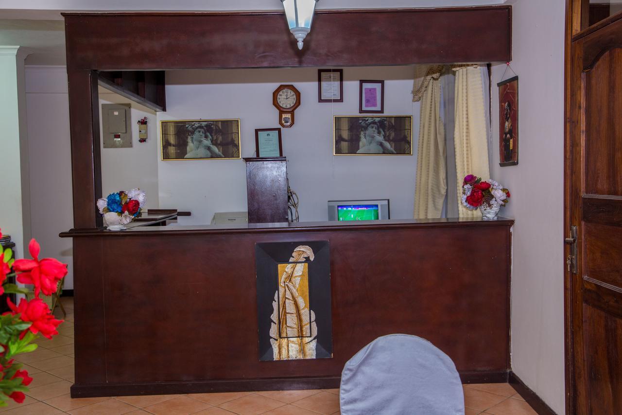 Saadani Tourist Center - Hostel Дар-эс-Саламе Экстерьер фото